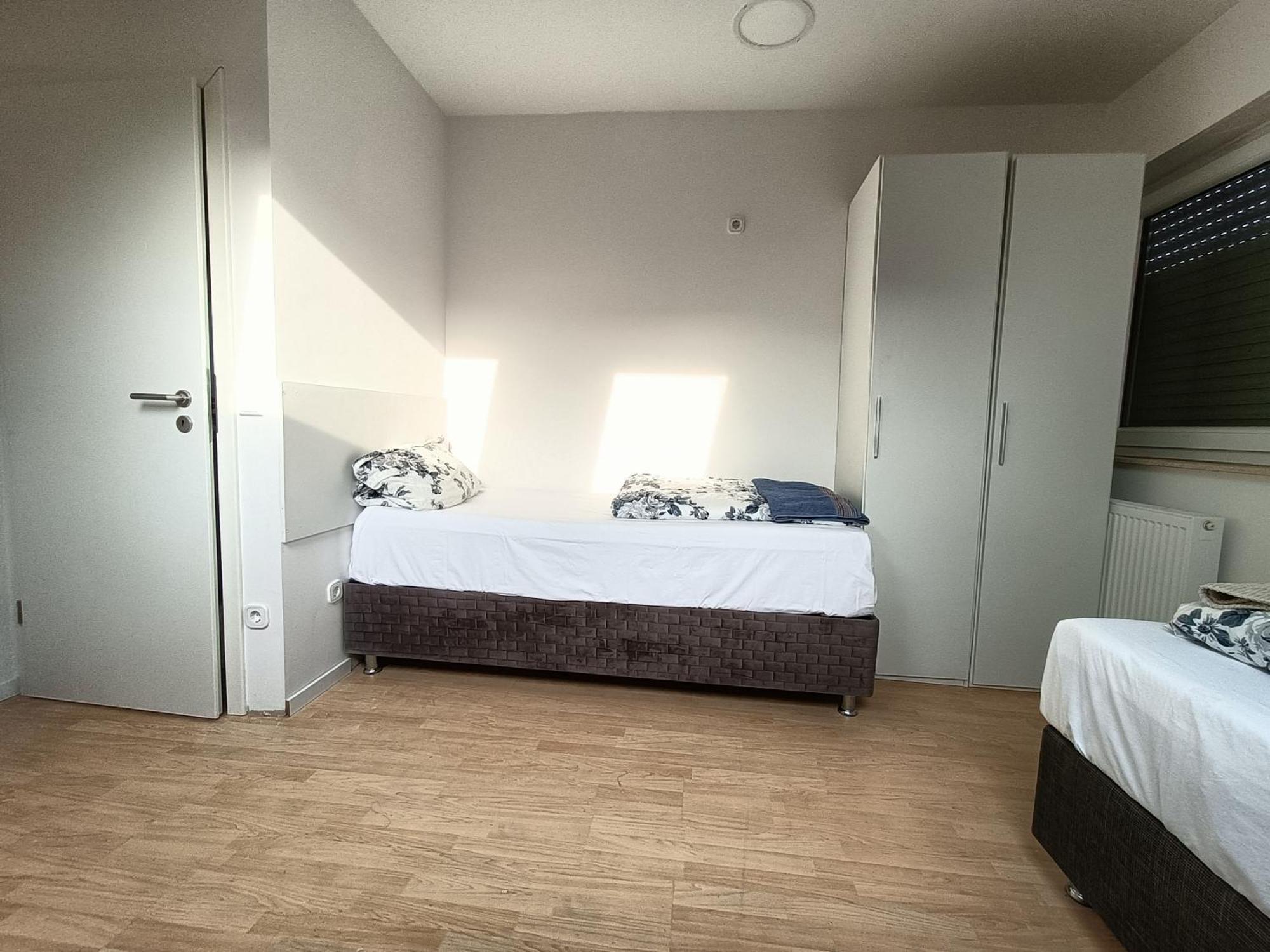 Fmi 9 Accommodation Раунгайм Номер фото